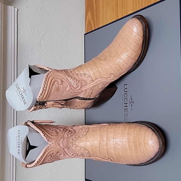 New In Box Lucchese Magnolia Blush Pink Ankle Boots. 9.5 - Picture 4 of 10